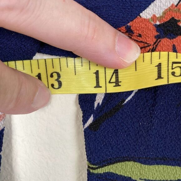 Fun2Fun Navy Floral Split Neck Kenmore Pullover Blouse Size XS (N2) - Picture 8 of 9